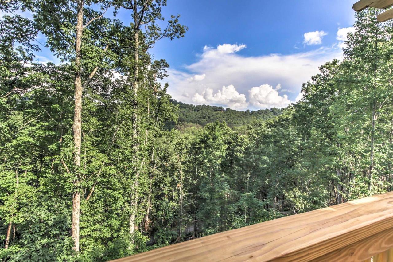 Private Sevierville Cabin With Mountain Views And Loft エクステリア 写真